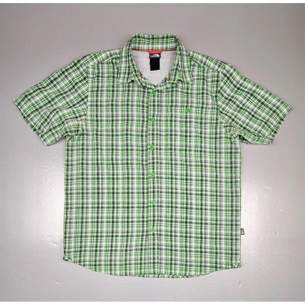 The North Face Button Up Shirt Mens Medium. Green Plaid Polyester Short Sleeve